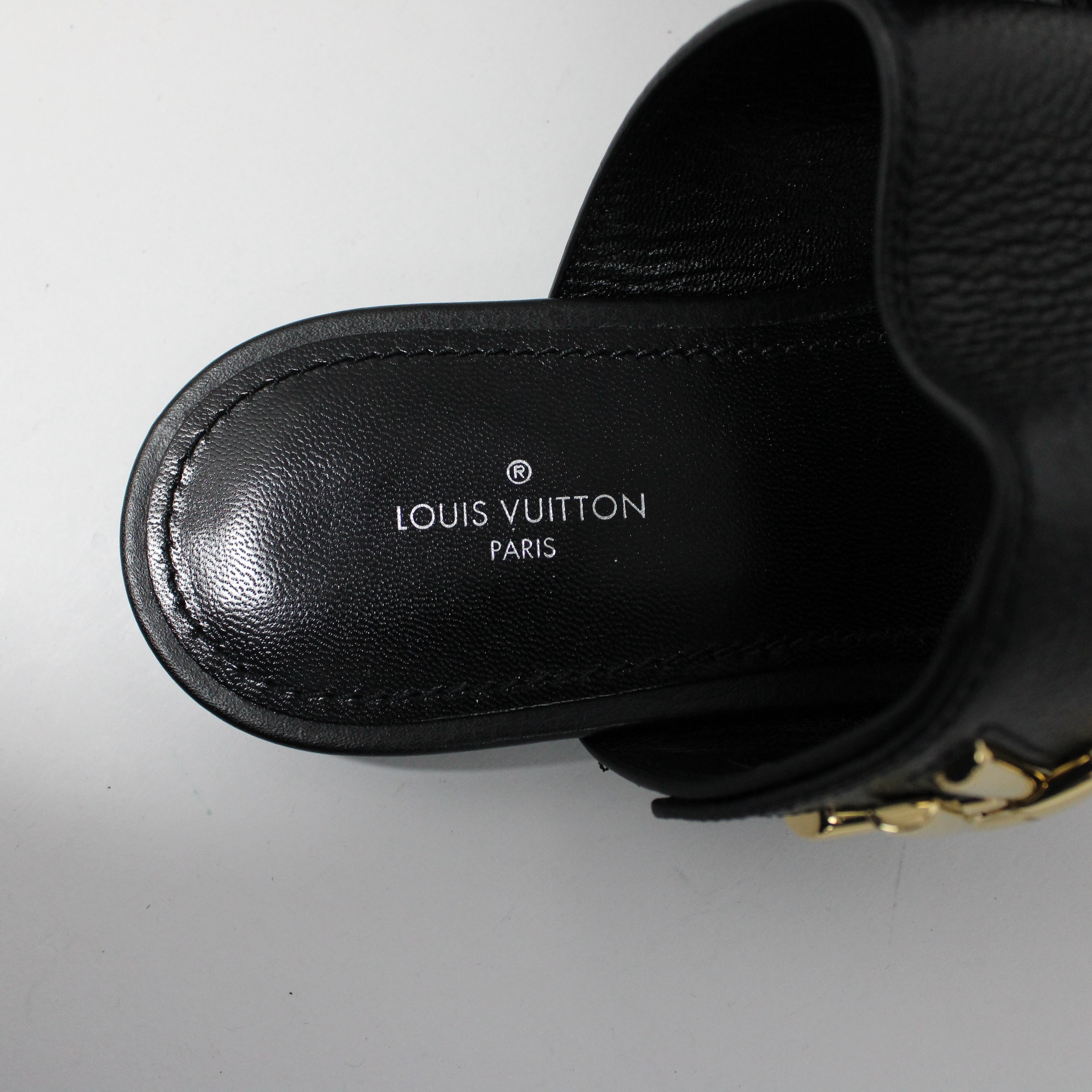 Louis Vuitton Sandalo Taglia 38