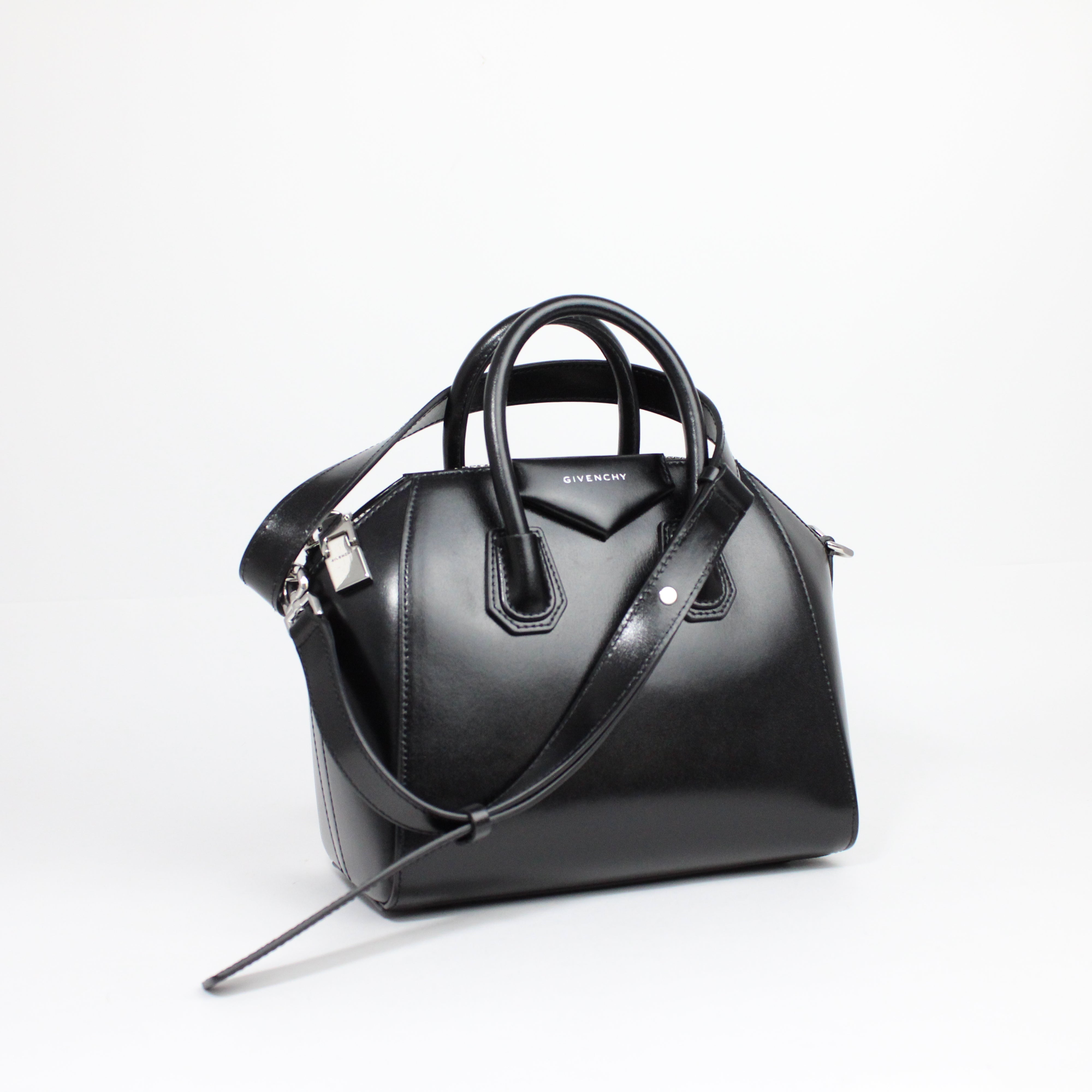 Givenchy Antigona Mini