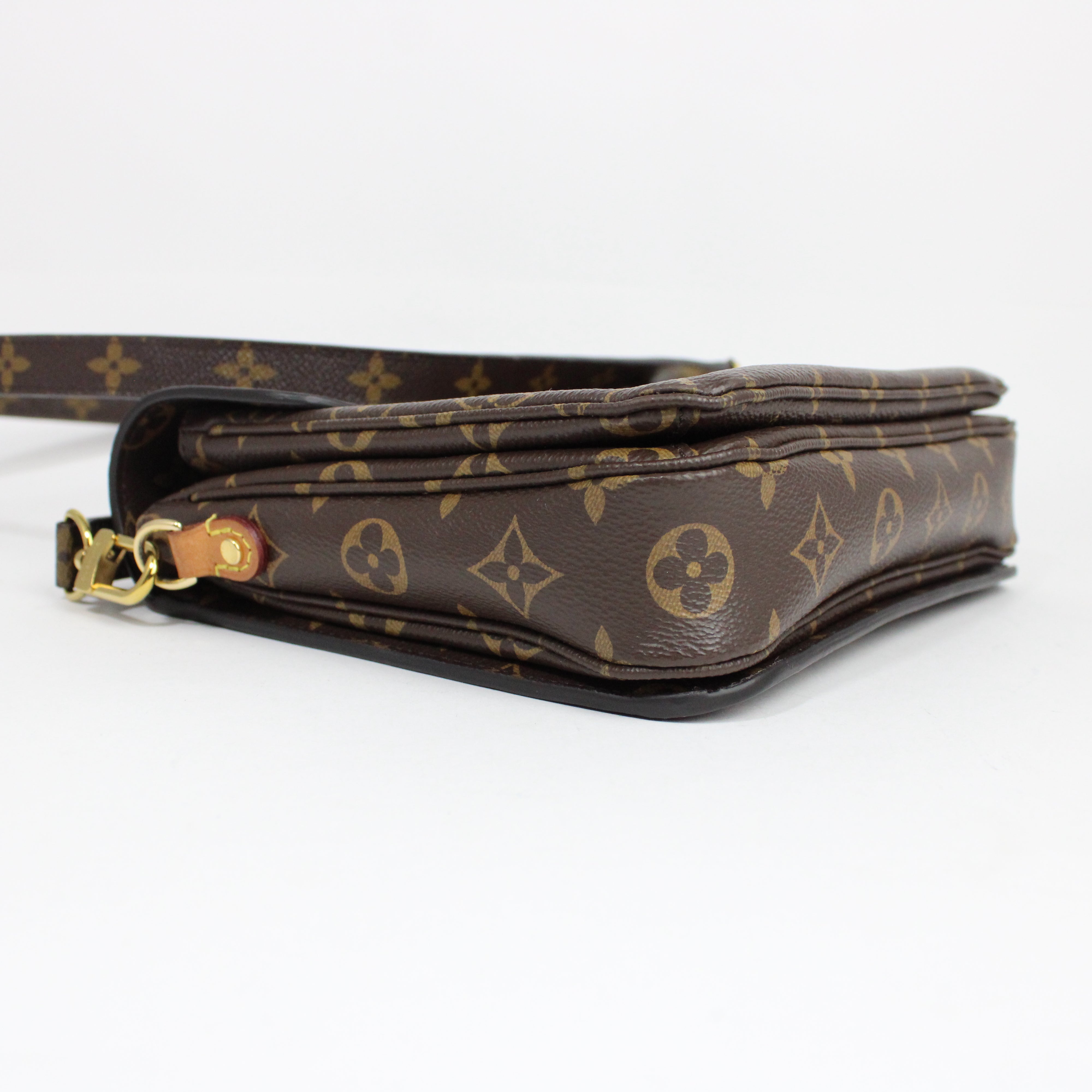 Louis Vuitton Metis In Monogram