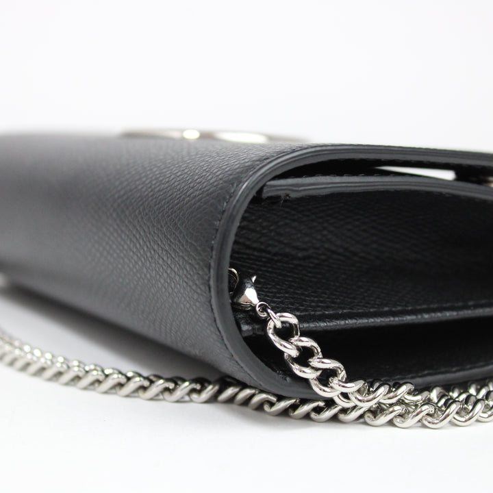 Fendi Divisa F Wallet On Chain