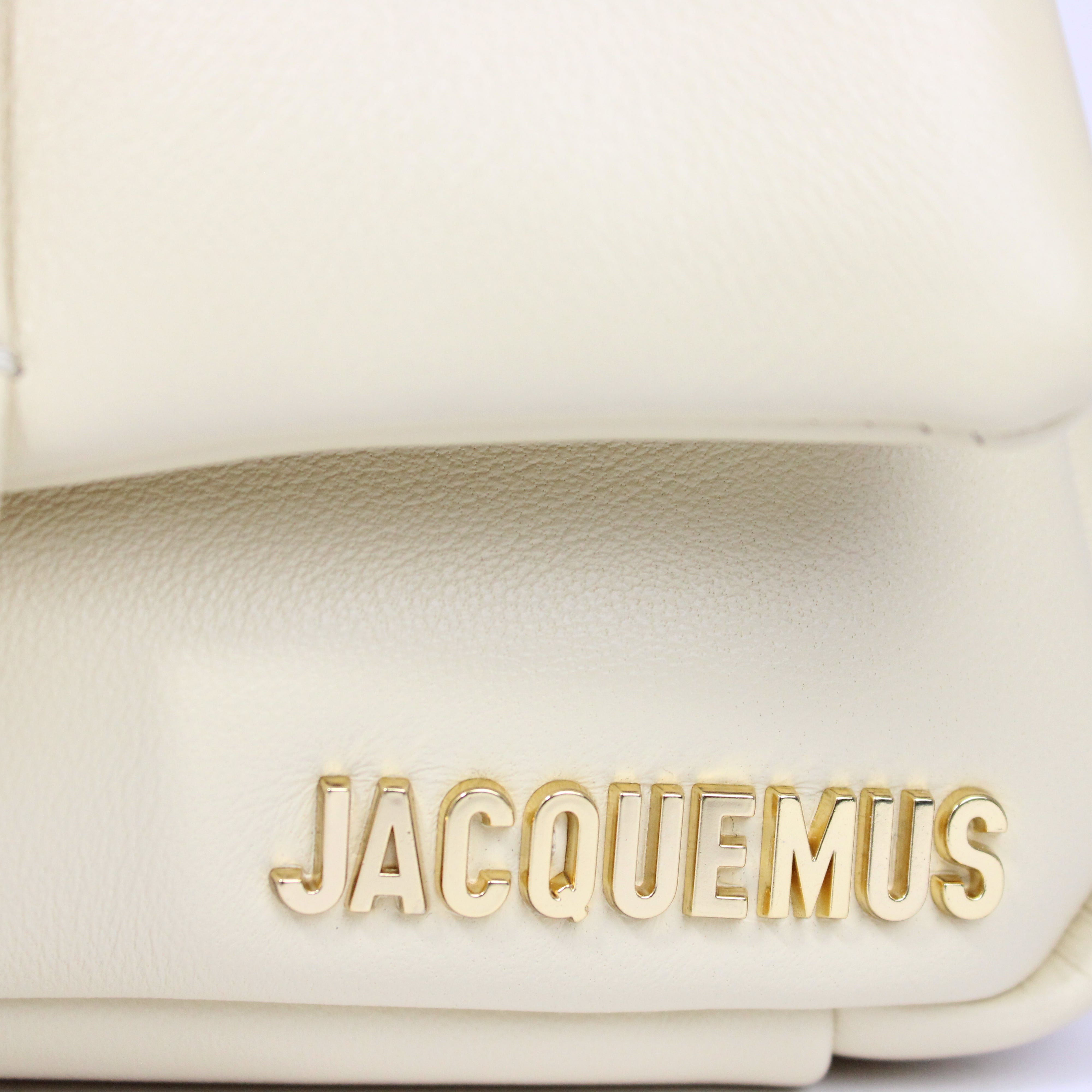 Jacquemus Le Petit Bambimou