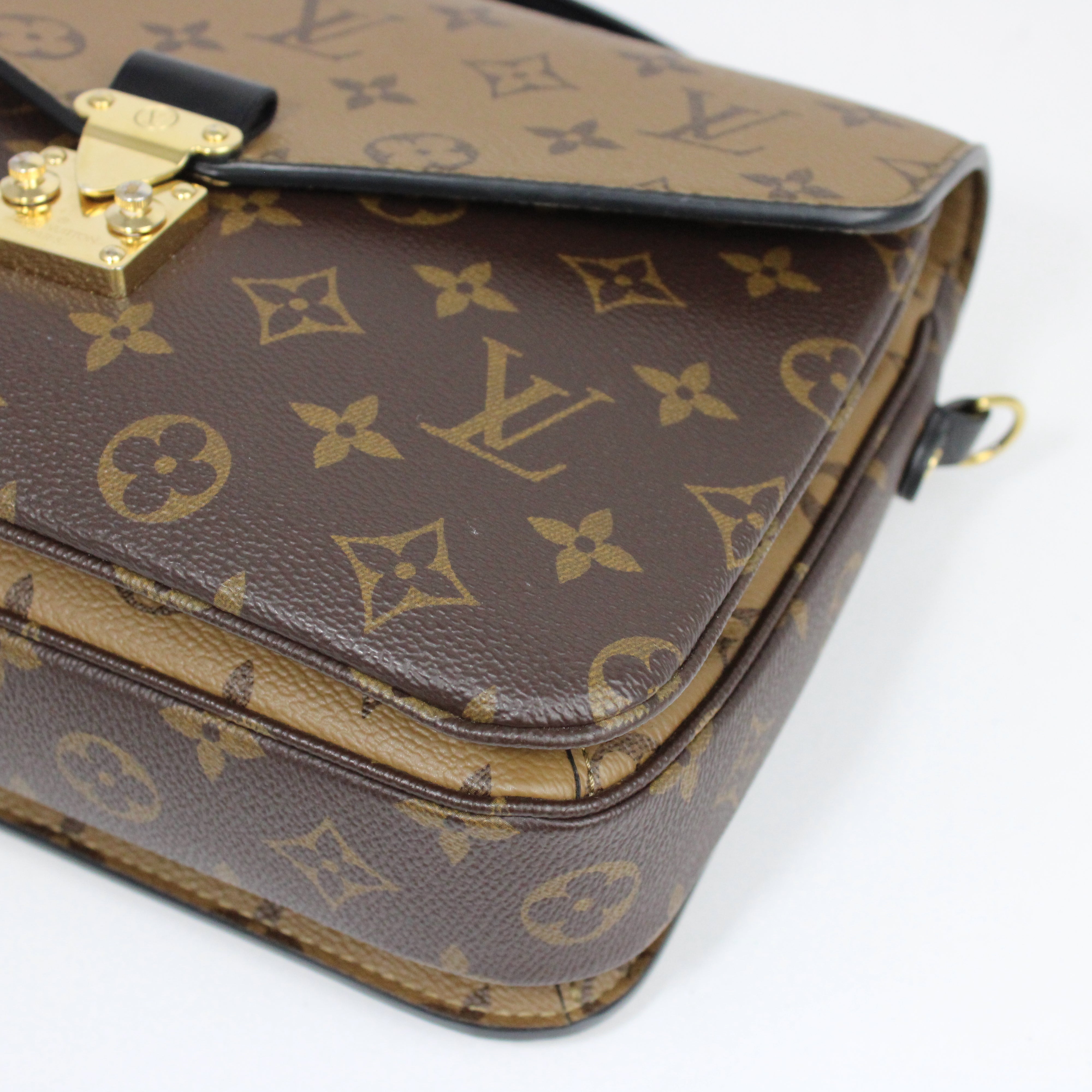 Louis Vuitton Metis Reverse