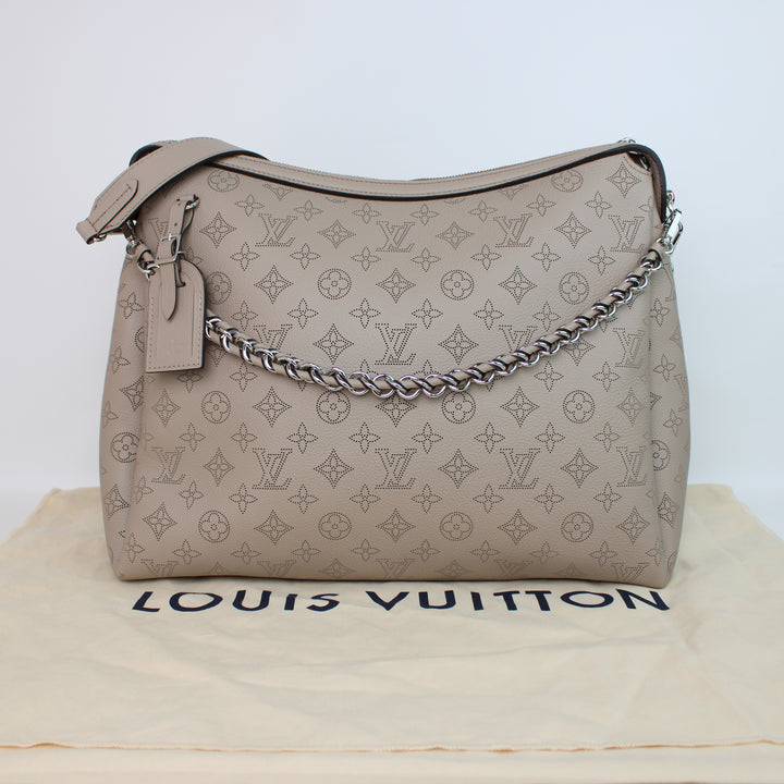 Louis Vuitton Hand It All